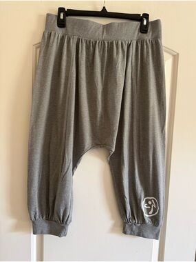 Zumba Fitness Gray Cropped Harem Pants with Logo